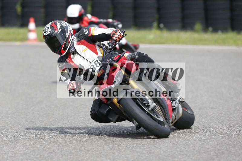 /53 16.09.2025 Track Day Domi Aegerter ADR/Gruppe rot/88